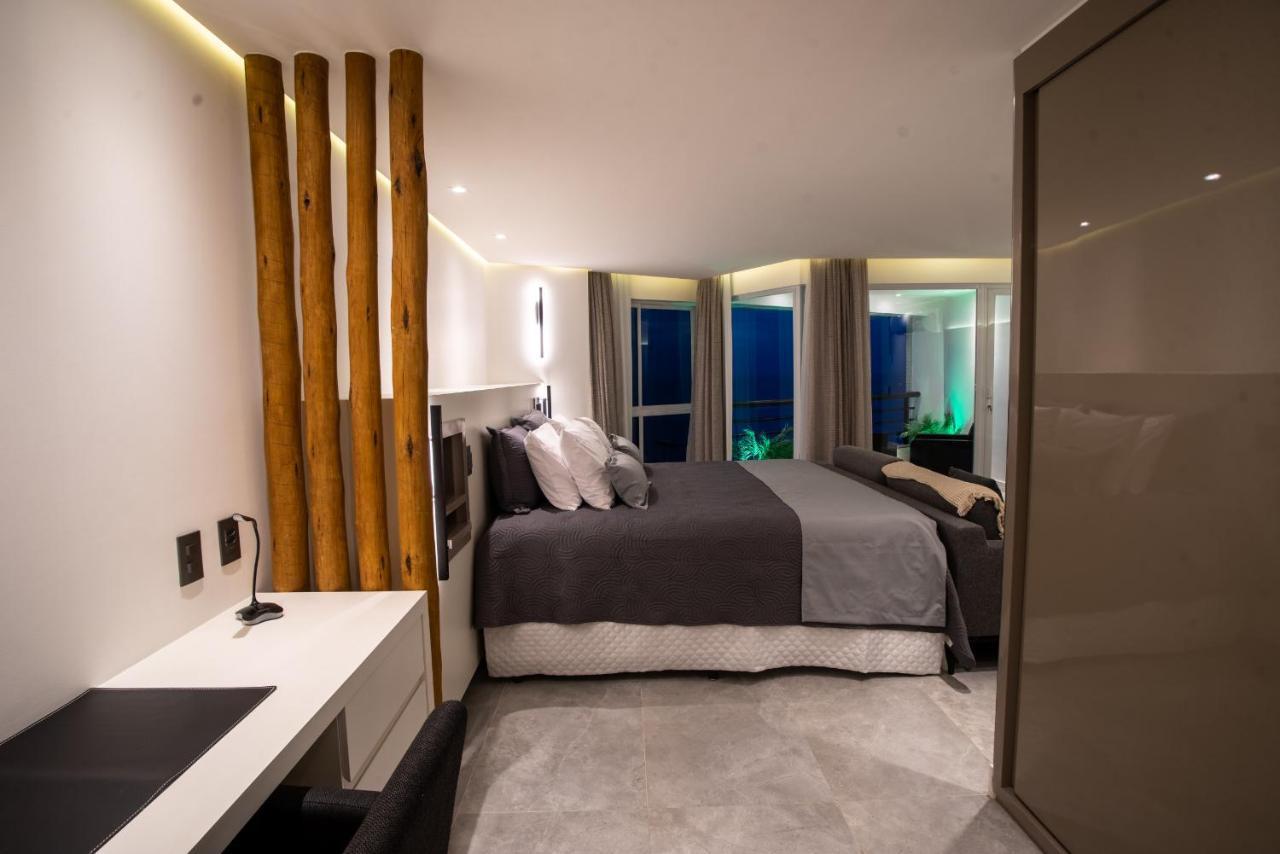 Particular Deluxe Iate Plaza Apartment