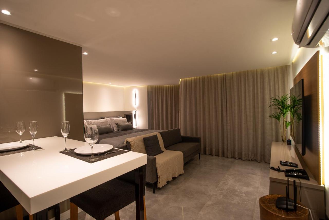 Apartment Particular Deluxe Iate Plaza *