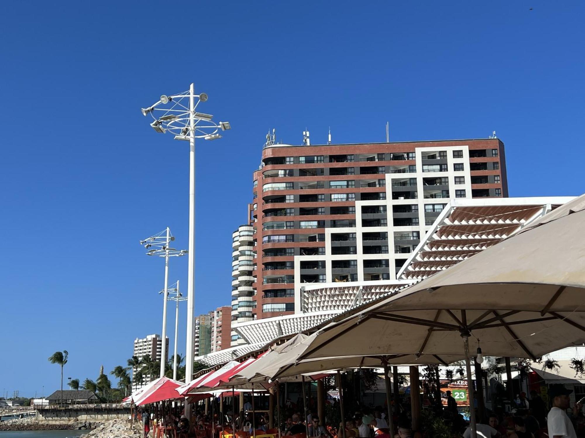 Particular Deluxe Iate Plaza