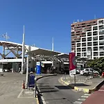 Particular Deluxe Iate Plaza