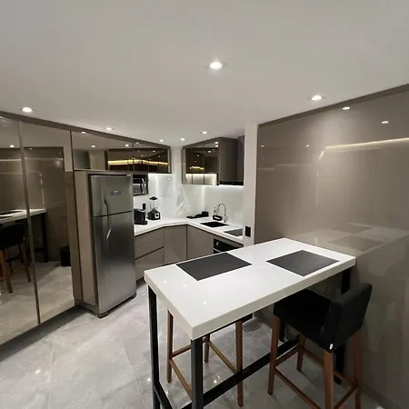 Apartamento Particular Deluxe Iate Plaza *